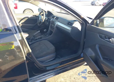 2014 Volkswagen Passat 2.5L S from USA, damaged, VIN 1VWAP7A34EC025391